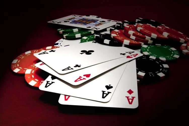pokerqq